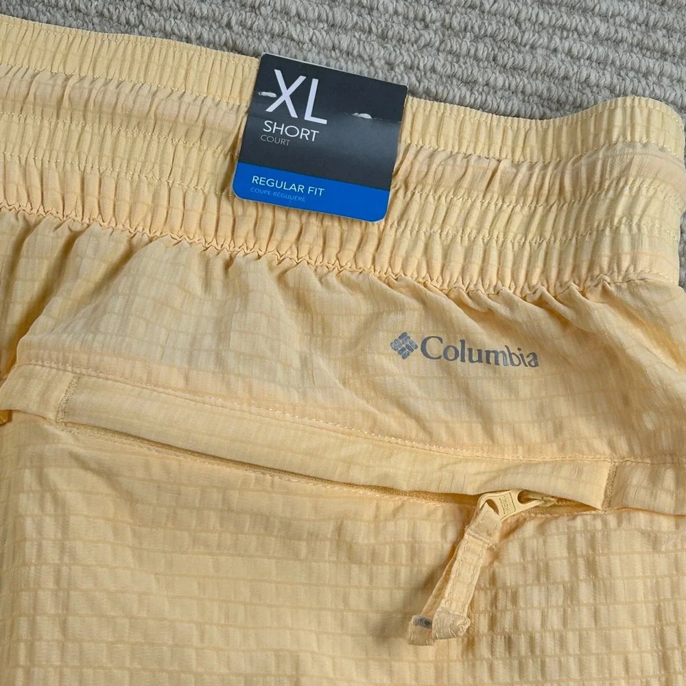 Columbia Boundless Trek Active Shorts Womens XL Yellow‎ Gorpcore Hiking NWT